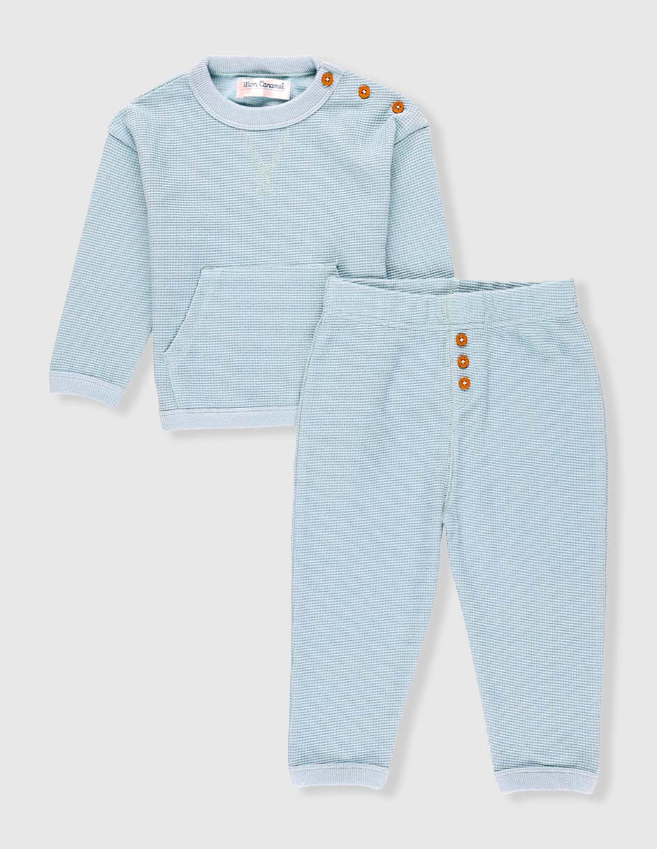 Conjunto deportivo regular con elástico para niño
