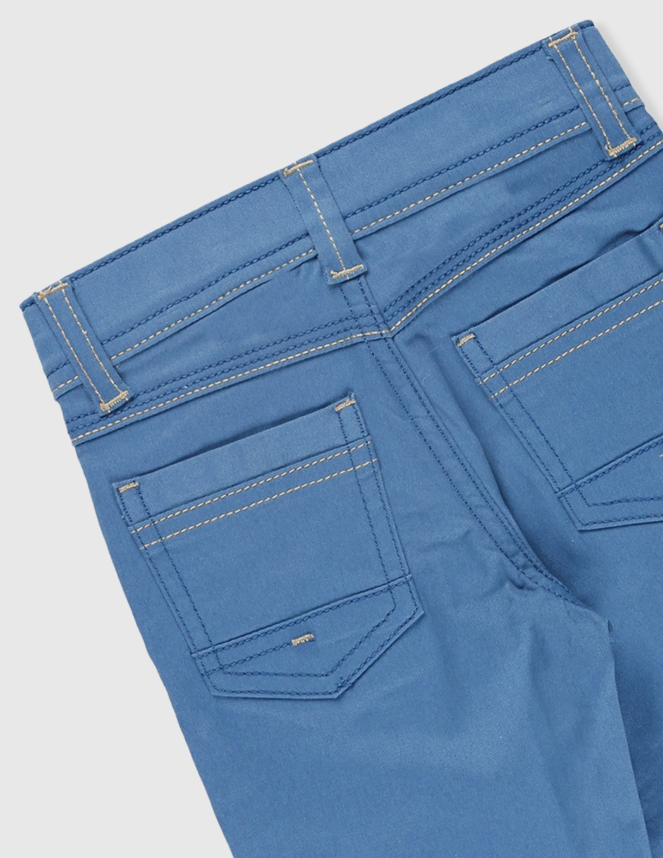 Azul