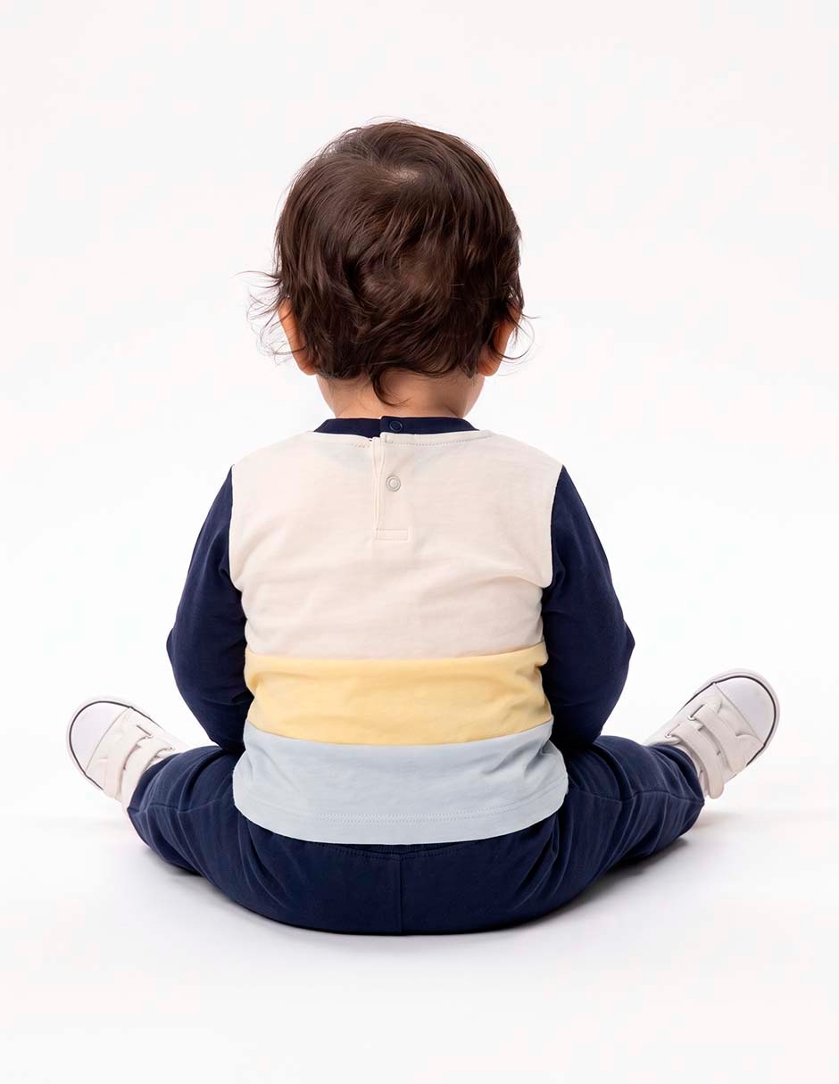 Playera manga larga para niño 6