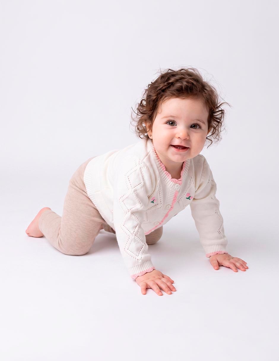 Suéter tejido para bebé niña Suéter tejido para bebé niña